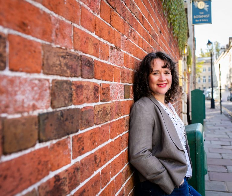 426A1834 scaled 1 768x651