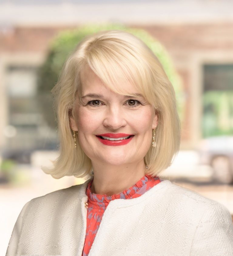 Heather Prather Web 6 Headshot Cropped Circle 768x845