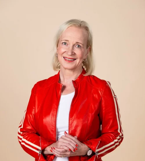 Anna Maija, ACC (ICF), Senior Practitioner (EMCC)